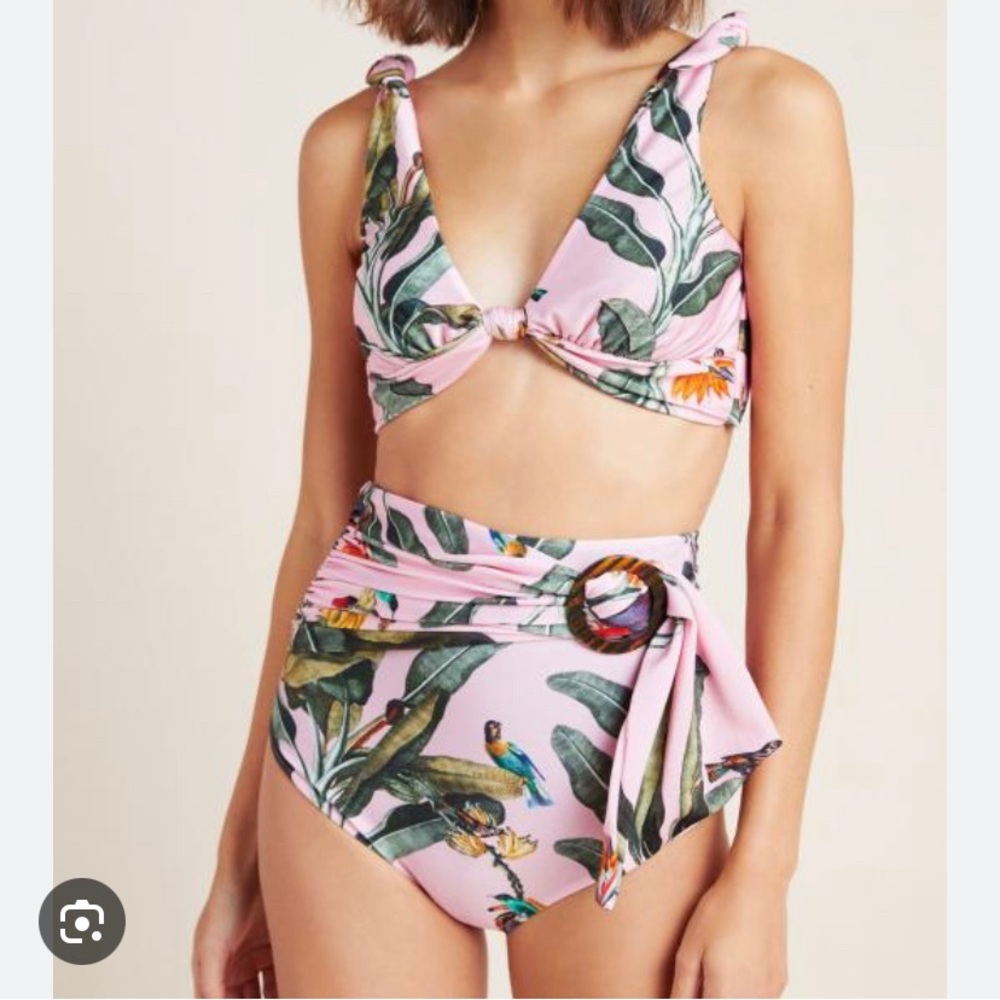 Patbo tropical bathing suit top